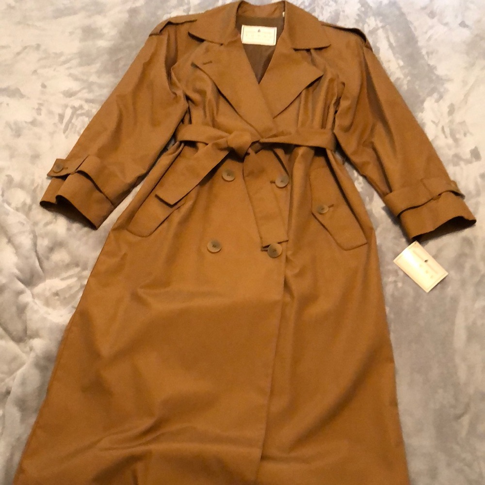 NWT Towne from London Fog women’s classic style trench coat size 6 reg